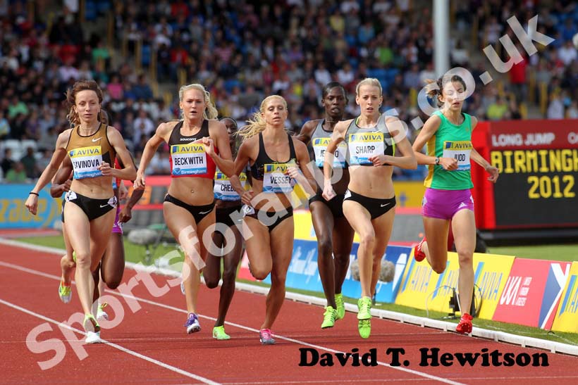 Lynsey Sharp leads the 800 metres, 2012 Samsung Diamond League, Birmingham.